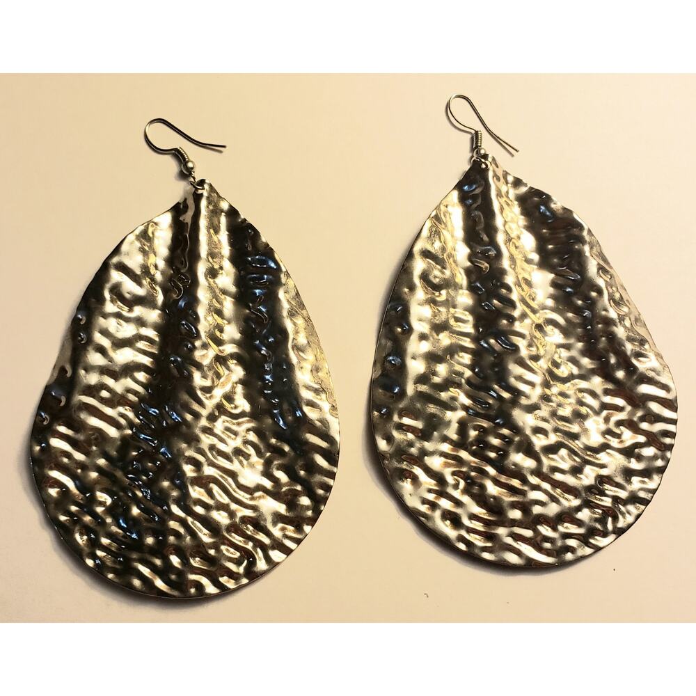 Silver Toned Pounded Metal Fashion Dangling Earrings